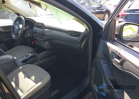 2020 Ford Escape S из США, поврежденный, VIN 1FMCU0F6XLUB97989